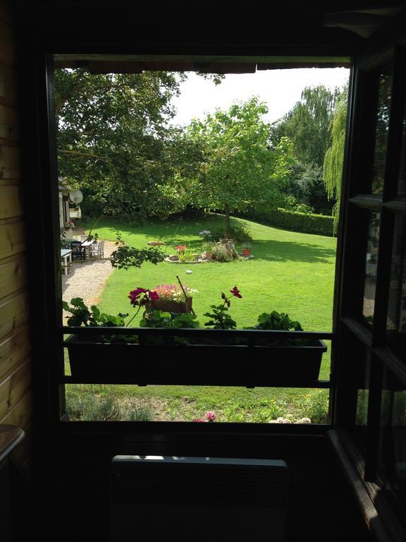 Vieux-Pont La Baronnie Bed & Breakfast 部屋 写真