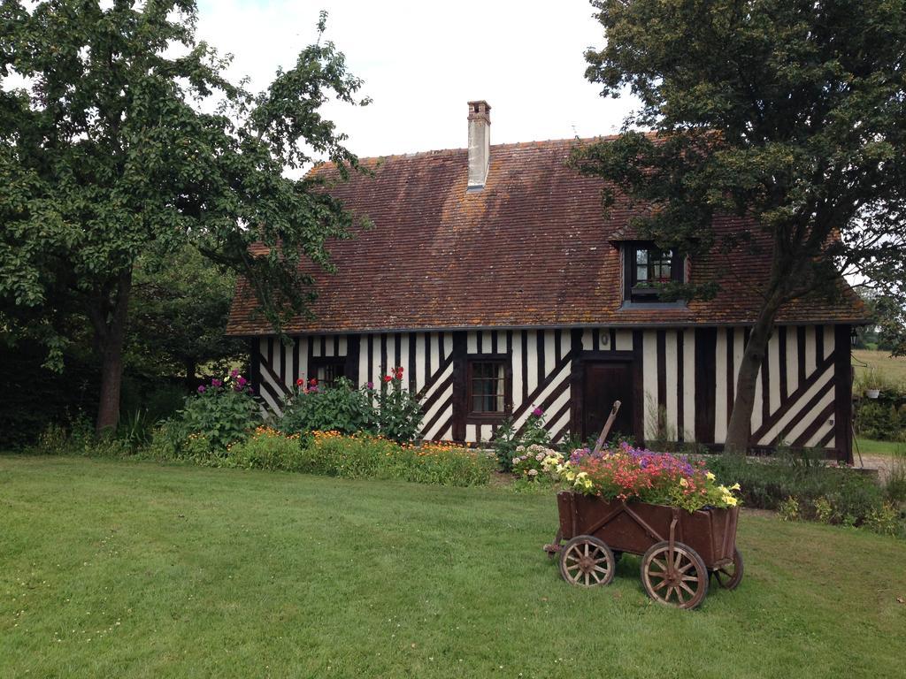 Vieux-Pont La Baronnie Bed & Breakfast エクステリア 写真
